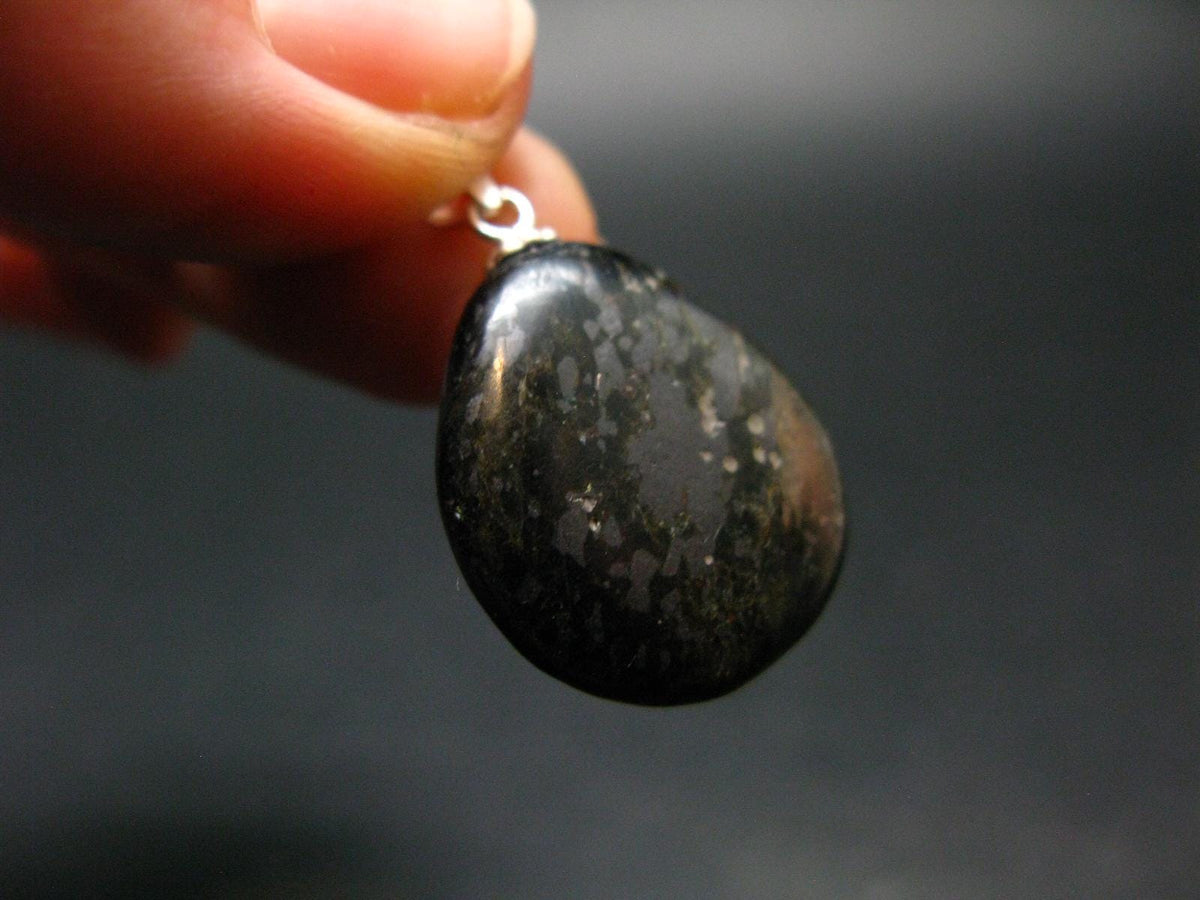 Very Rare Sterling Silver Nuumite Nuummite Pendant From Greenland - 1.0" - 3.72 Grams