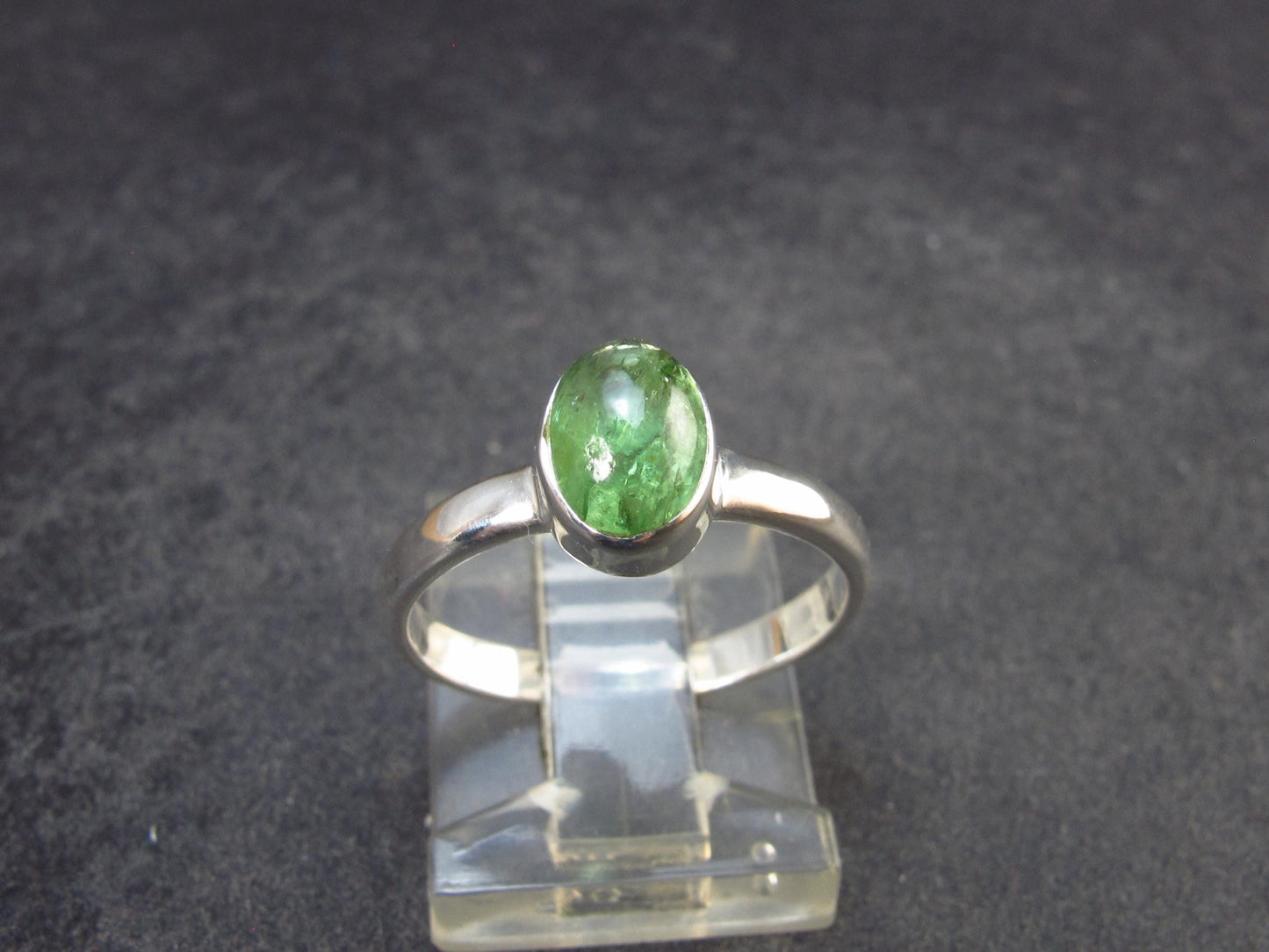 Tsavorite Green Garnet Sterling Silver Ring from Tanzania - 1.97 Grams - Size 6