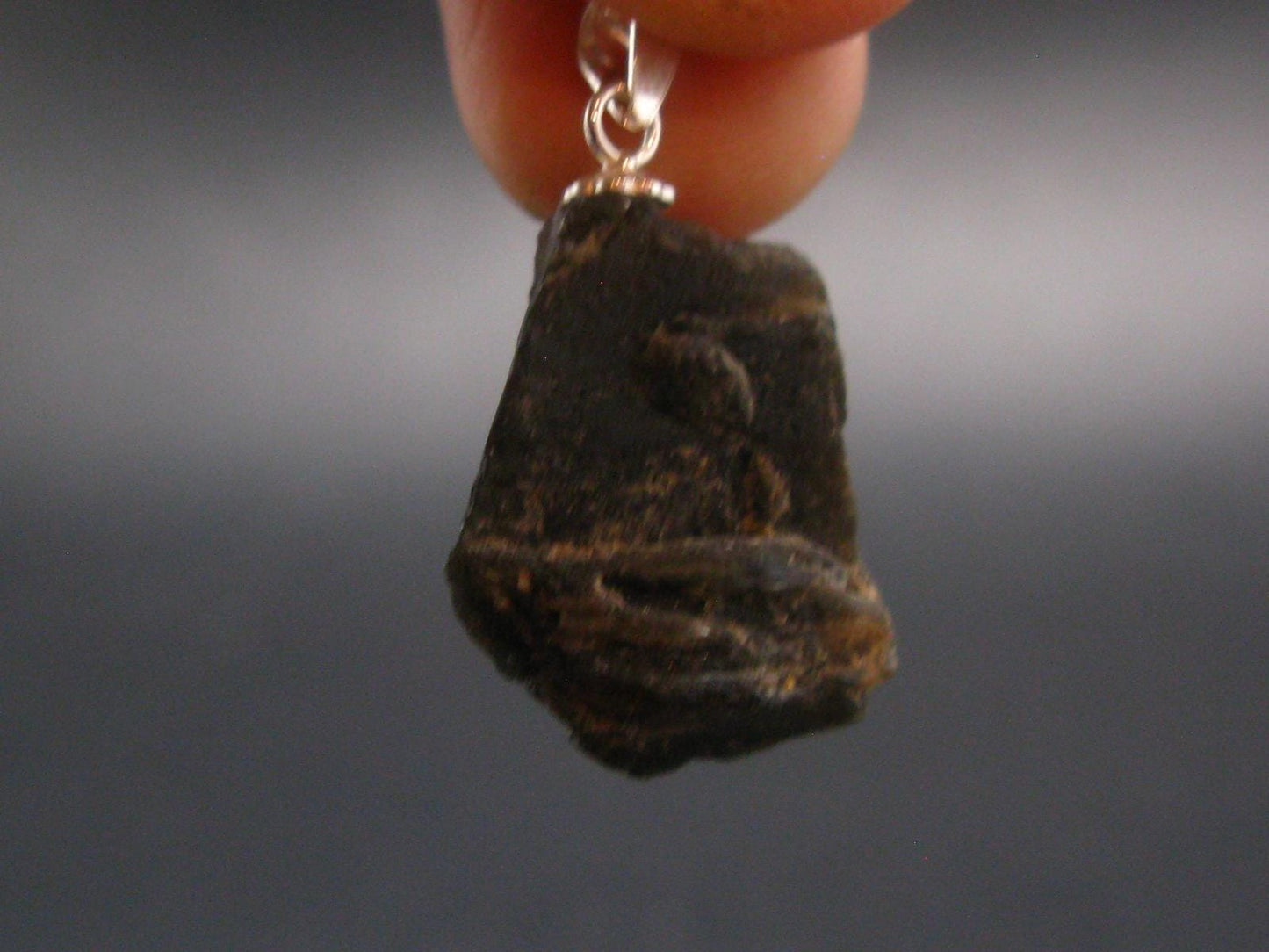 Meteor Splash Glass!! Fabulous Asymmetrical Rare Darwin Glass Tektite Pleistocene Silver Pendant From Australia - 0.9" - 2.20 Grams