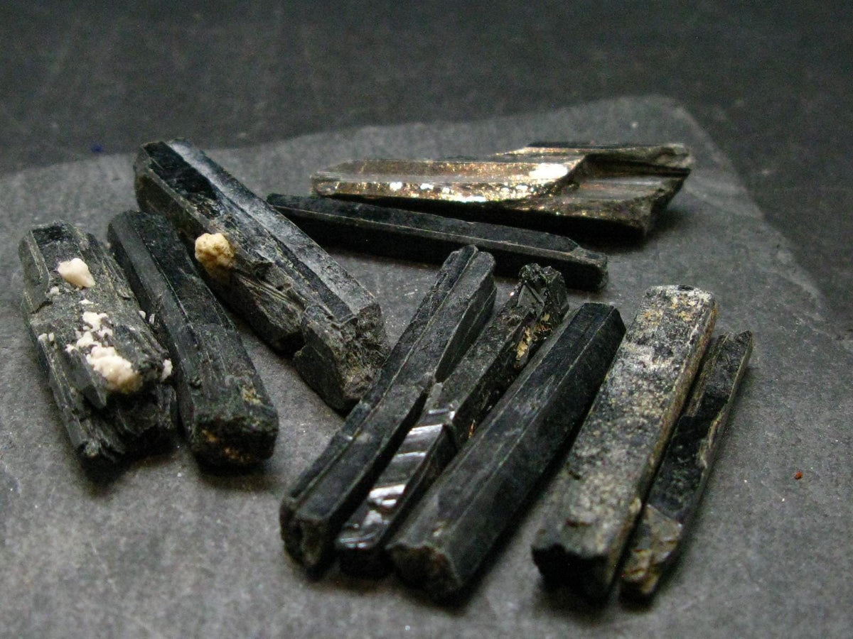Lot of 10 Rare Aegirine Crystals From Malawi - 35.52 Grams