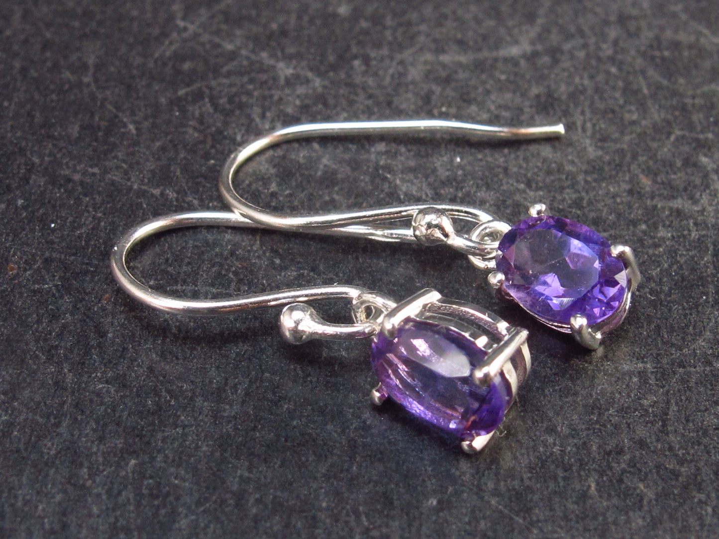 Orchid St. Valentine Gem!! Oval Shaped Faceted Natural Amethyst 925 Sterling Silver Drop Earrings - 0.8" - 1.3 Grams