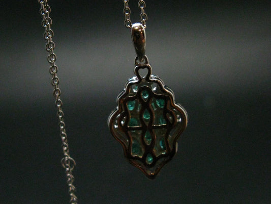 Emerald Silver Pendant W/Chain From Colombia - 3.73 Grams Total
