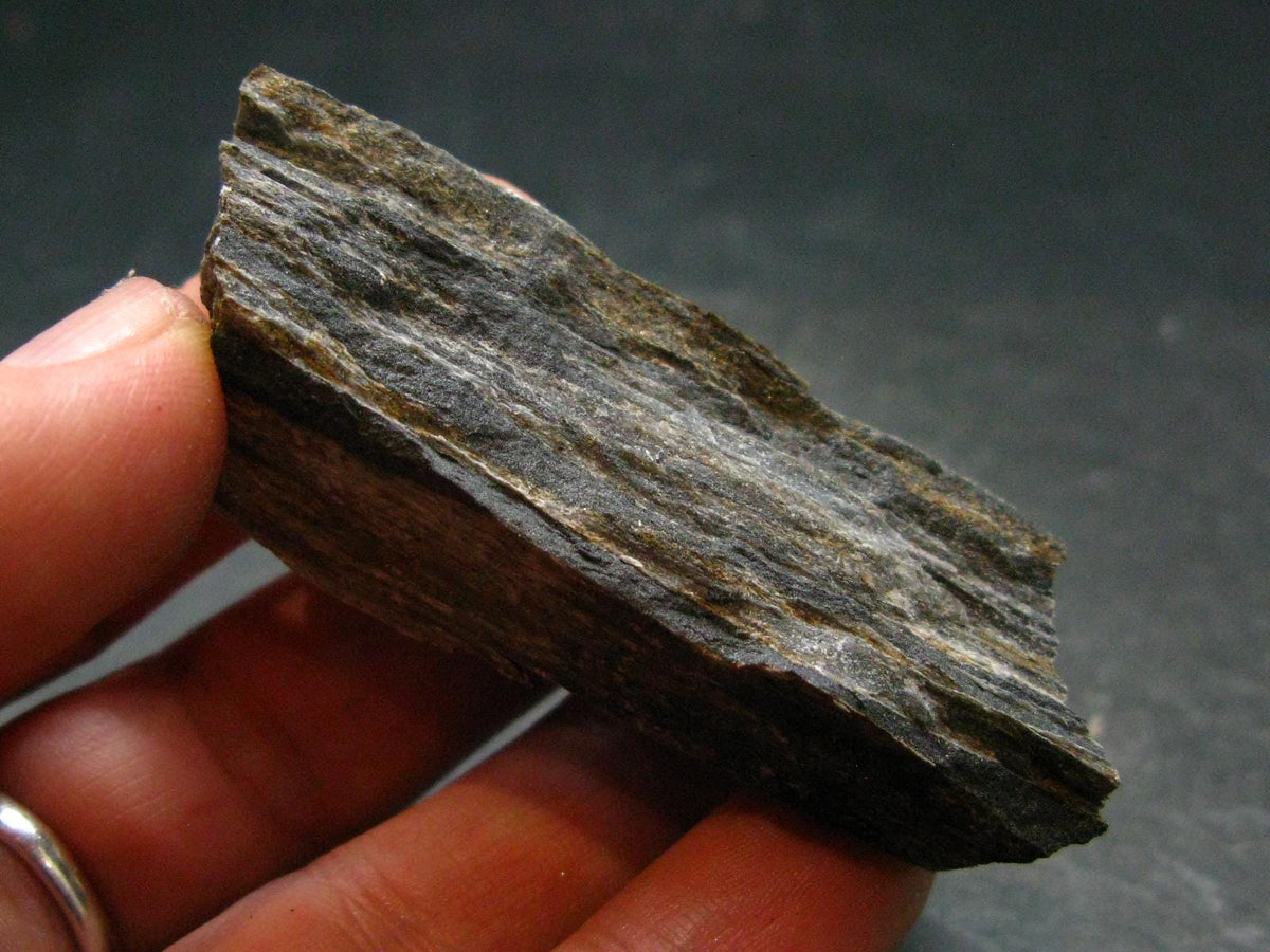 Rare ISUA Stone Raw Piece from Greenland - 2.4" - 30.84 Grams