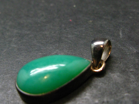 Rich Green Chrysoprase Silver Pendant From Australia - 1.2" - 4.0 Grams