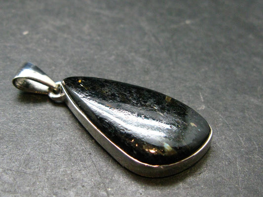 Very Rare Sterling Silver Nuumite Nuummite Pendant From Greenland - 1.7" - 7.0 Grams