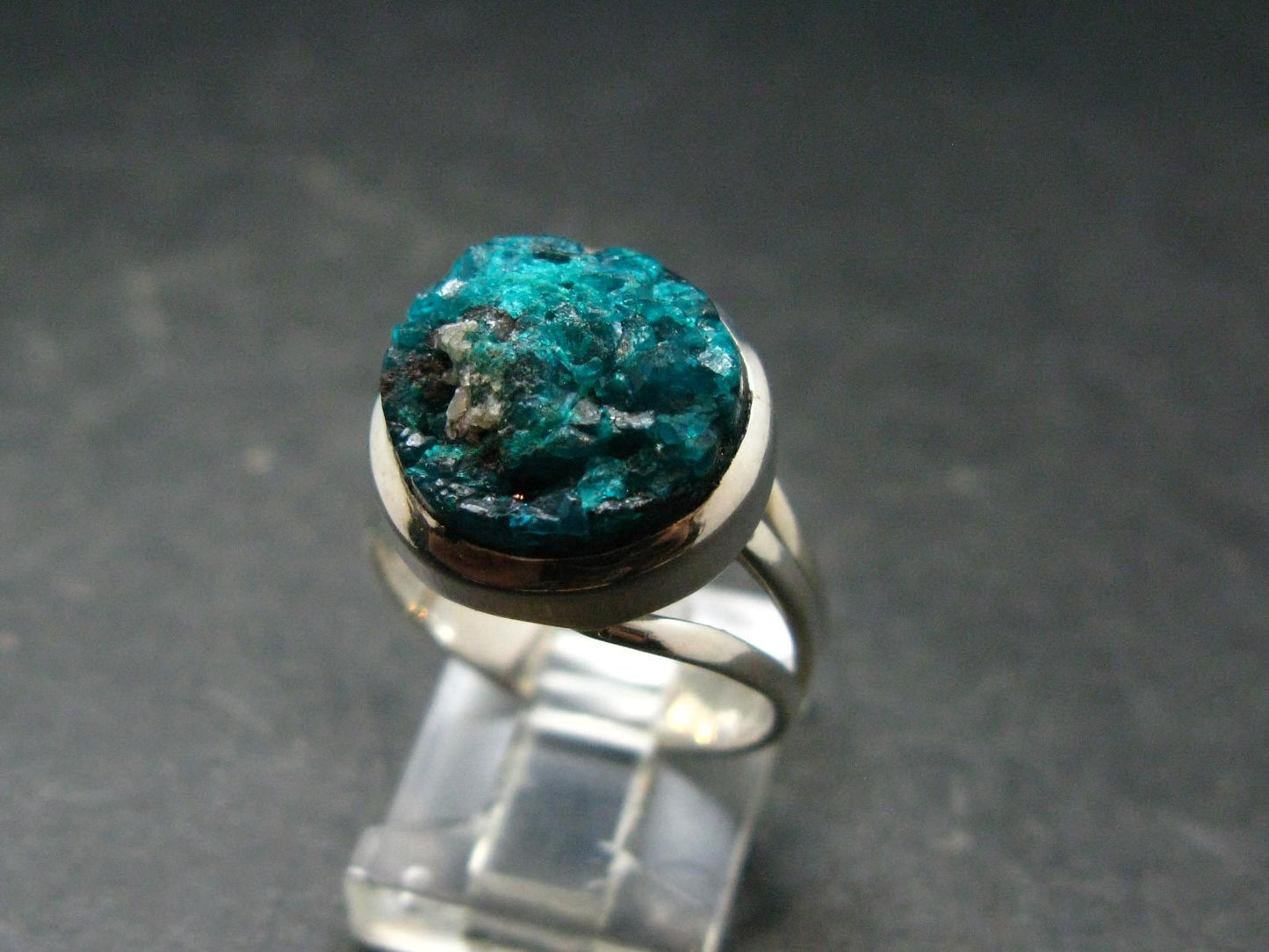 Emerald Green Dioptase Crystal Silver Ring from Congo - 5.44 Grams - Size 8