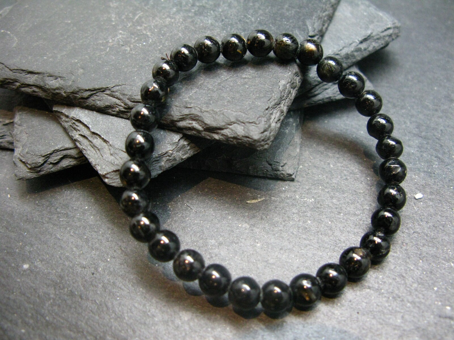 Nuumite Nuummite Genuine Bracelet ~ 7 Inches ~ 6mm Round Beads