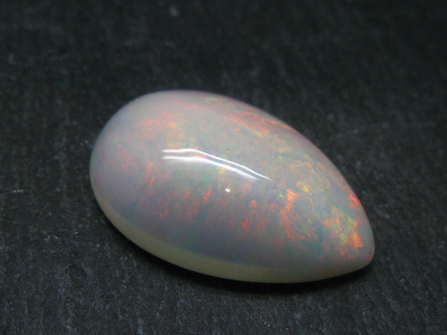Precious Opal Cabochon From Welo Ethiopia - 30.21 Carats