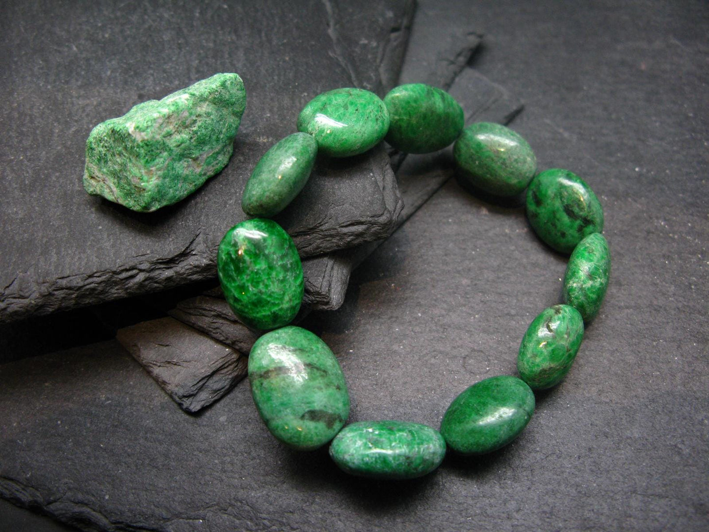 Maw Sit Sit Genuine Bracelet ~ 7 Inches ~ 15mm Oval Beads