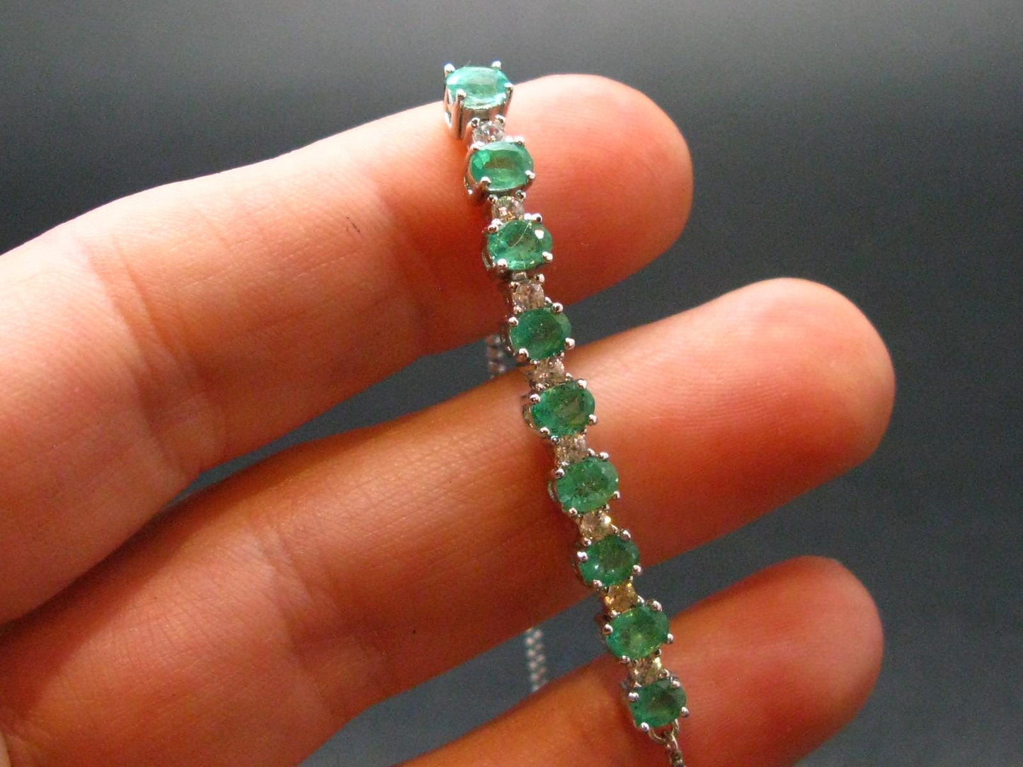 Emerald Silver Bracelet From Colombia - 1.54 Carats