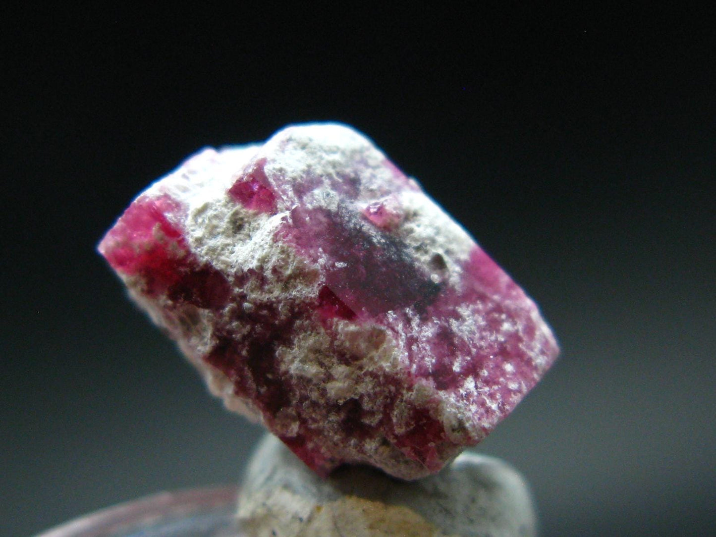 Nice Rare Gem Bixbite Red Emerald Beryl Crystal From Utah USA - 7.23 Carats