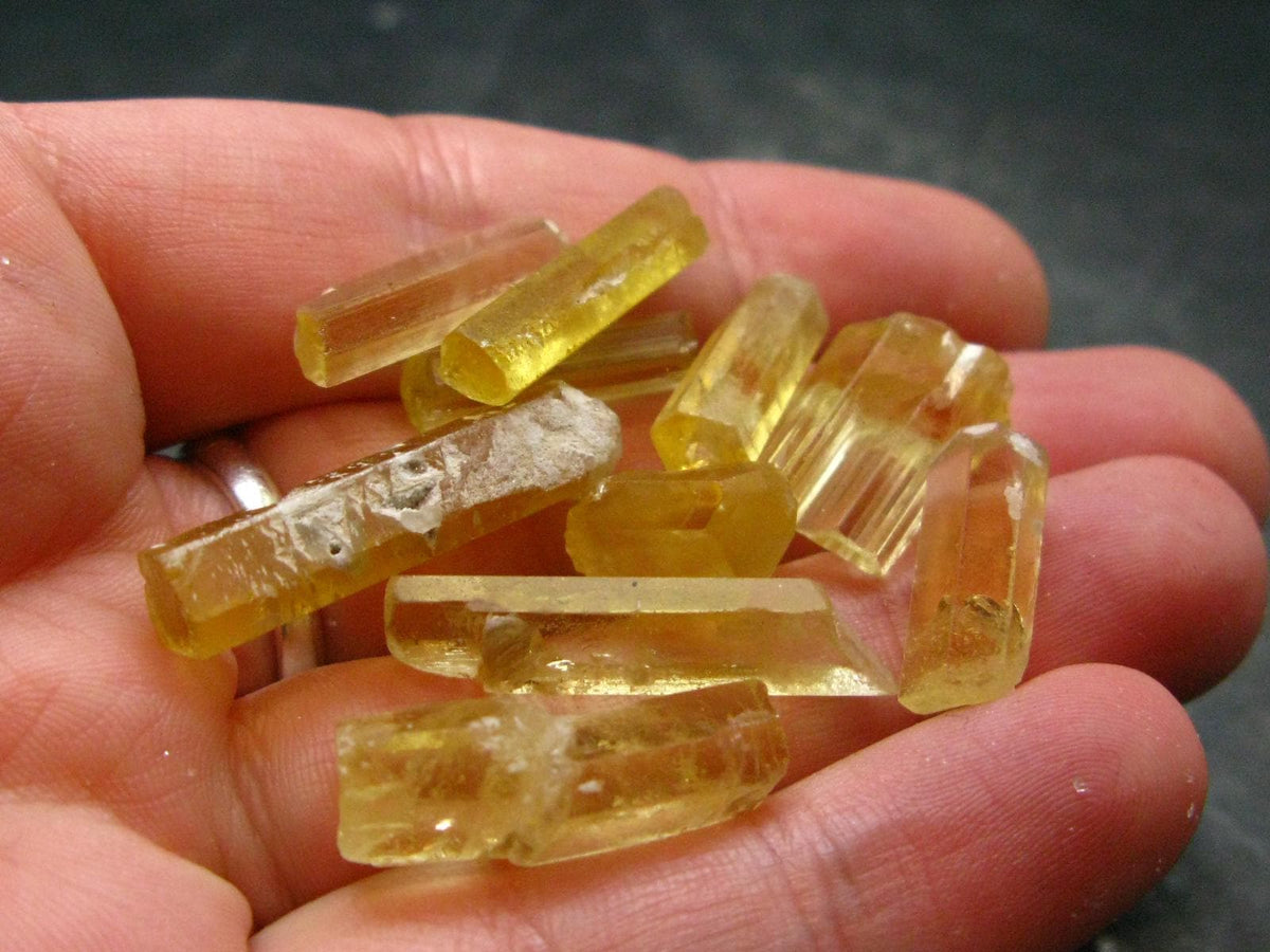 Lot of 10 Gem Heliodor Golden Beryl Crystals From Tajikistan - 10.88 Grams