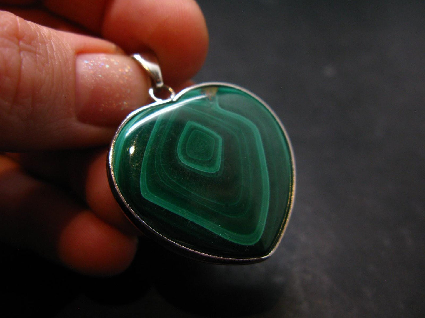 Queen of Green!! Genuine Vivid Vibrant Green Malachite Sterling Silver Pendant - 1.4" - 13.78 Grams