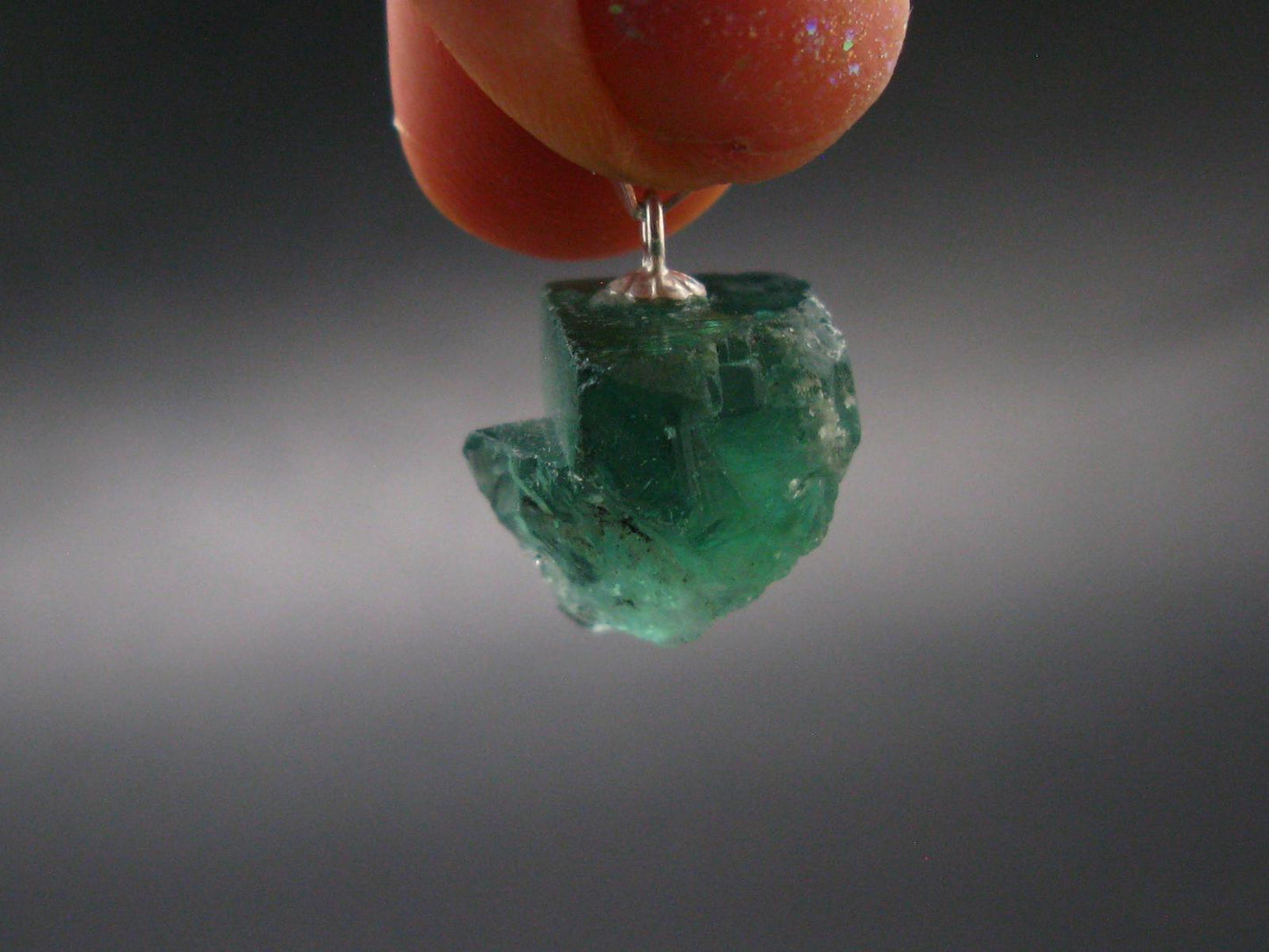 Rare!! Emerald Green Fluorite Crystal Silver Pendant From UK - 3.84 Grams - 0.8"