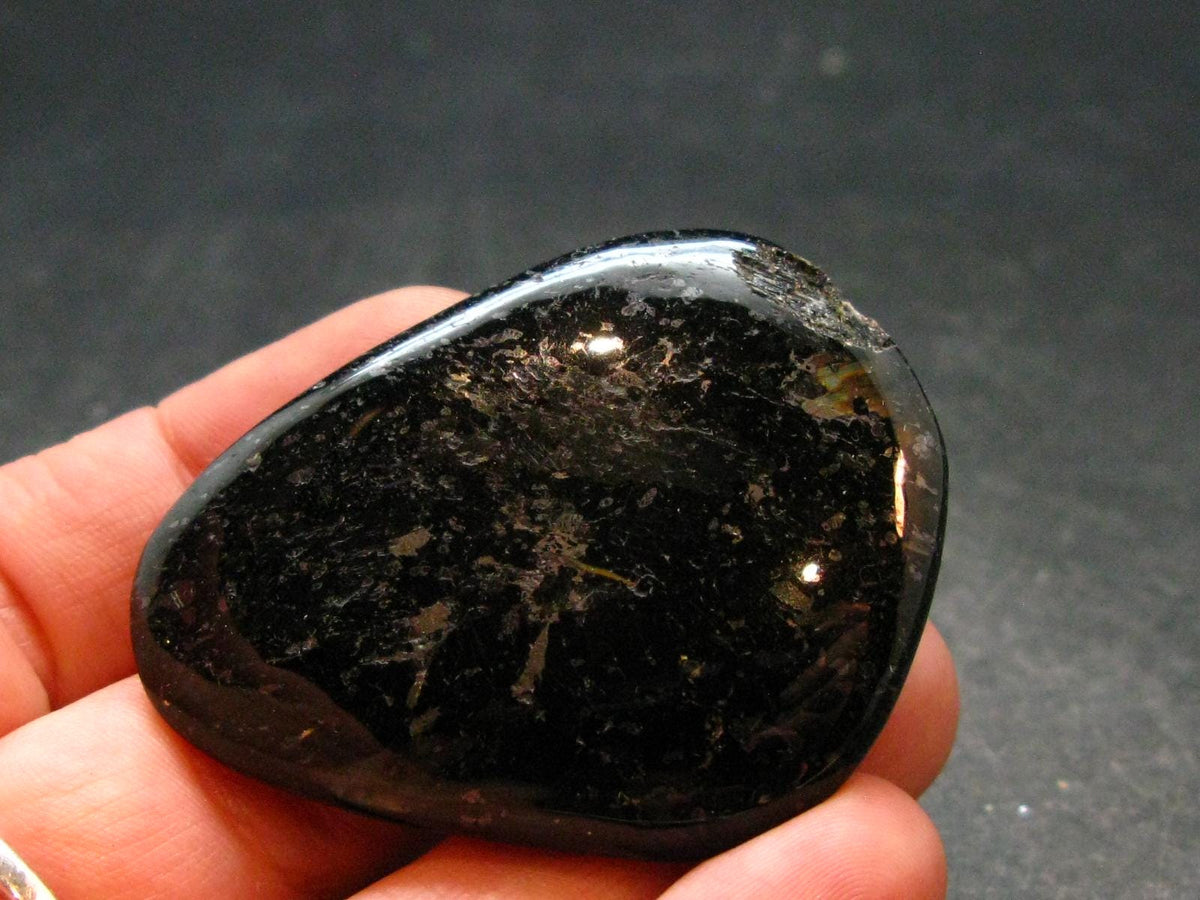 Rare Nuumite Nuummite Tumbled Stone From Greenland - 26.0 Grams - 1.8"