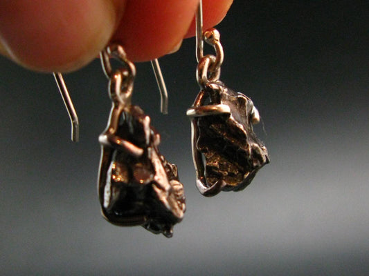 Raw Campo Del Cielo Meteorite Earrings In Silver From Argentina - 4.41 Grams