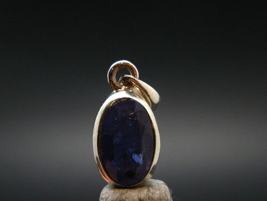 Large Gemmy Natural Faceted Tanzanite Zoisite Sterling Silver Pendant from Tanzania - 0.9'' - 3.22 Grams