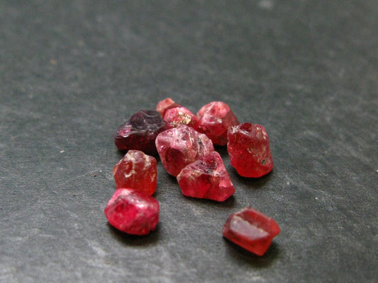 lot of 10 Spinel Crystals From Tanzania - 14.70 Carats