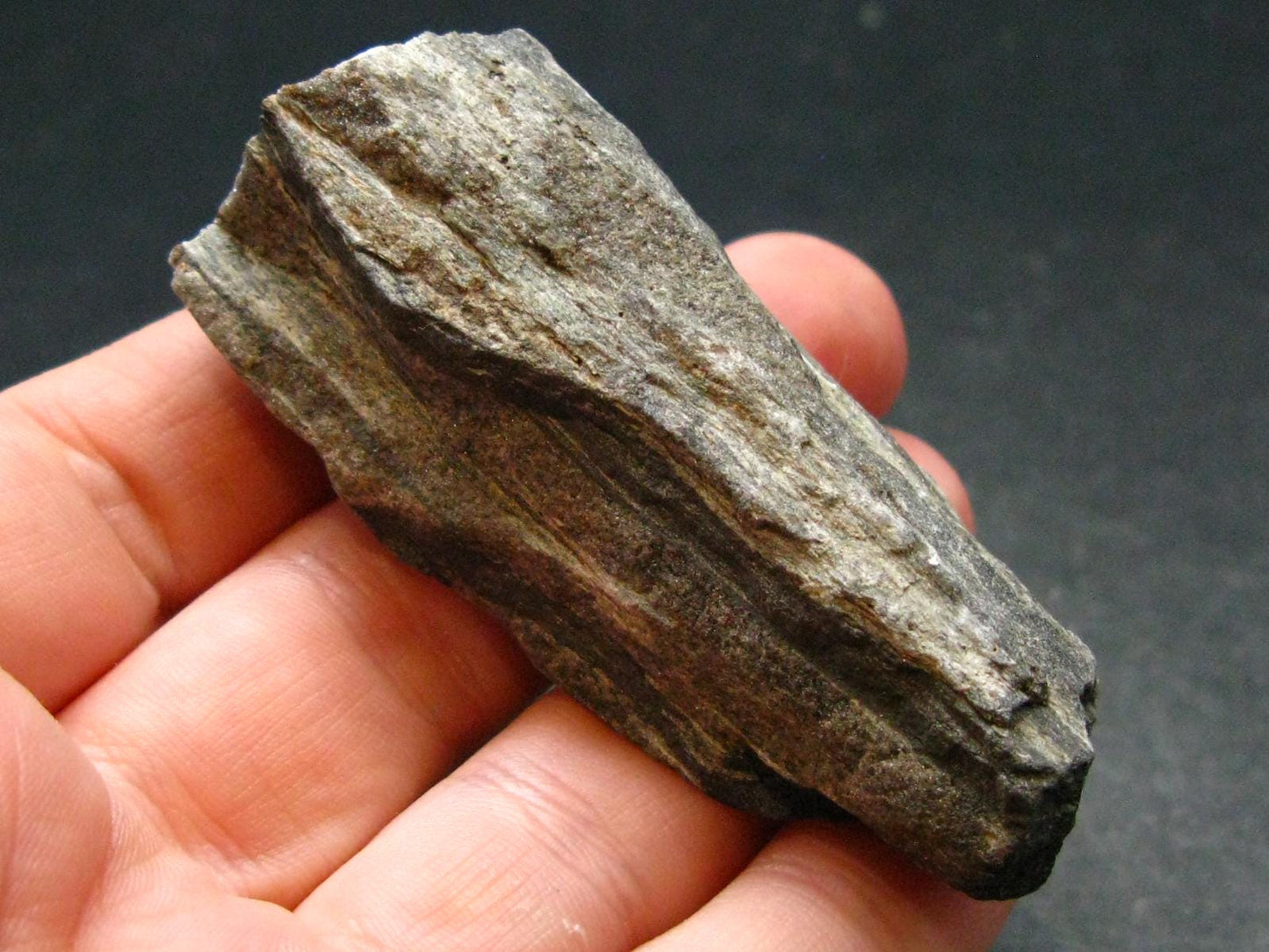 Rare ISUA Stone Raw Piece from Greenland - 2.5" - 58.83 Grams