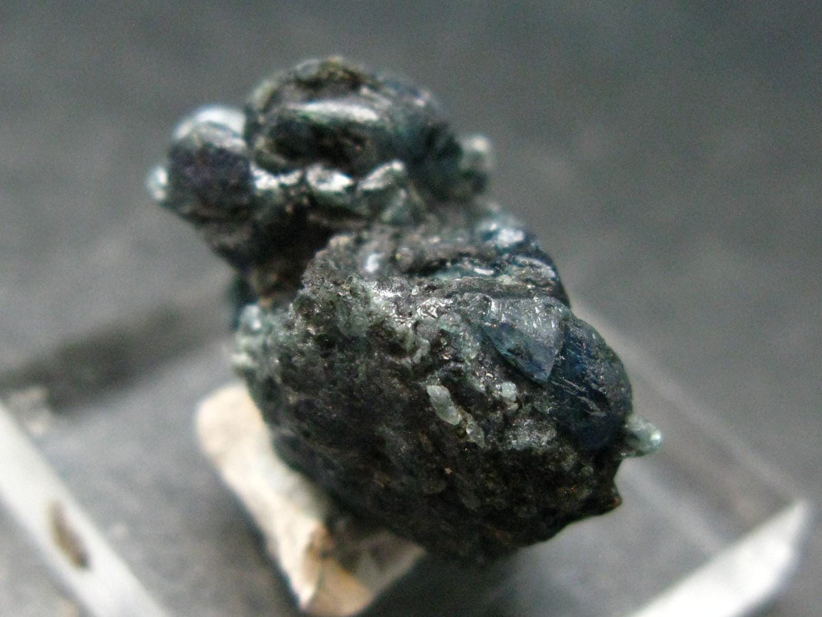 Alexandrite Chrysoberyl Cluster From Zimbabwe - 7.17 Grams - 2.2"