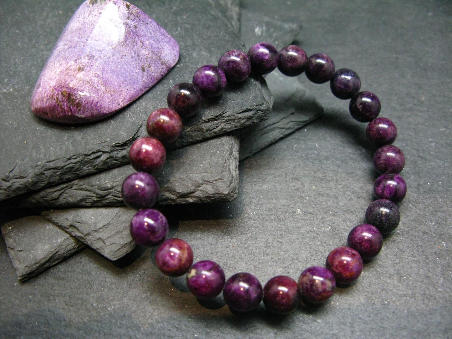 Stichtite Genuine Bracelet ~ 7 Inches ~ 8mm Round Beads