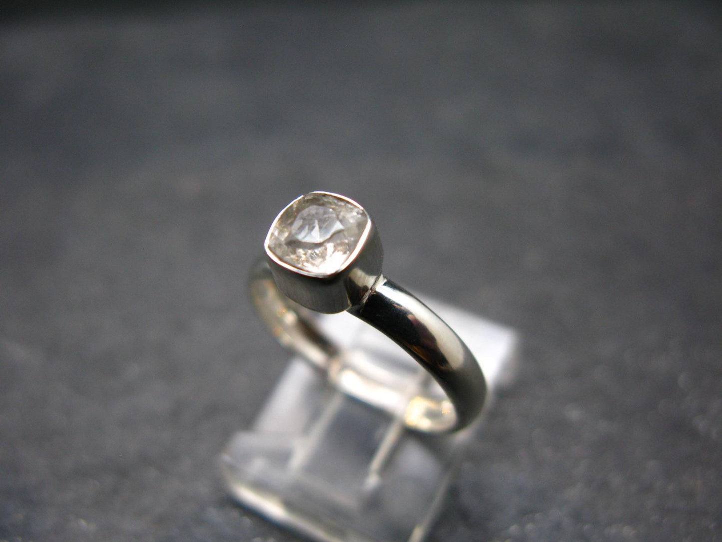 Phenakite Phenacite Crystal Facetted Silver 0.65 Carats Ring From Russia - Size 68 - 1.77 Grams