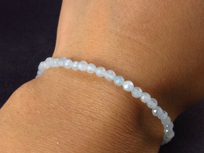 Lightweight Sparkly Faceted Aquamarine Tiny Beads Silver Bracelet from Brazil - Size adjustable - 2.72 Grams