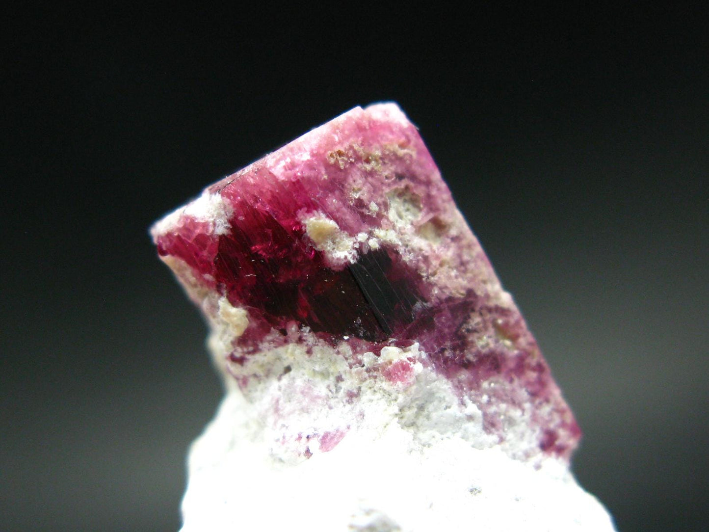 Rare Gem Bixbite Red Emerald Beryl Cluster From Utah USA - 1.7" - 15 Grams