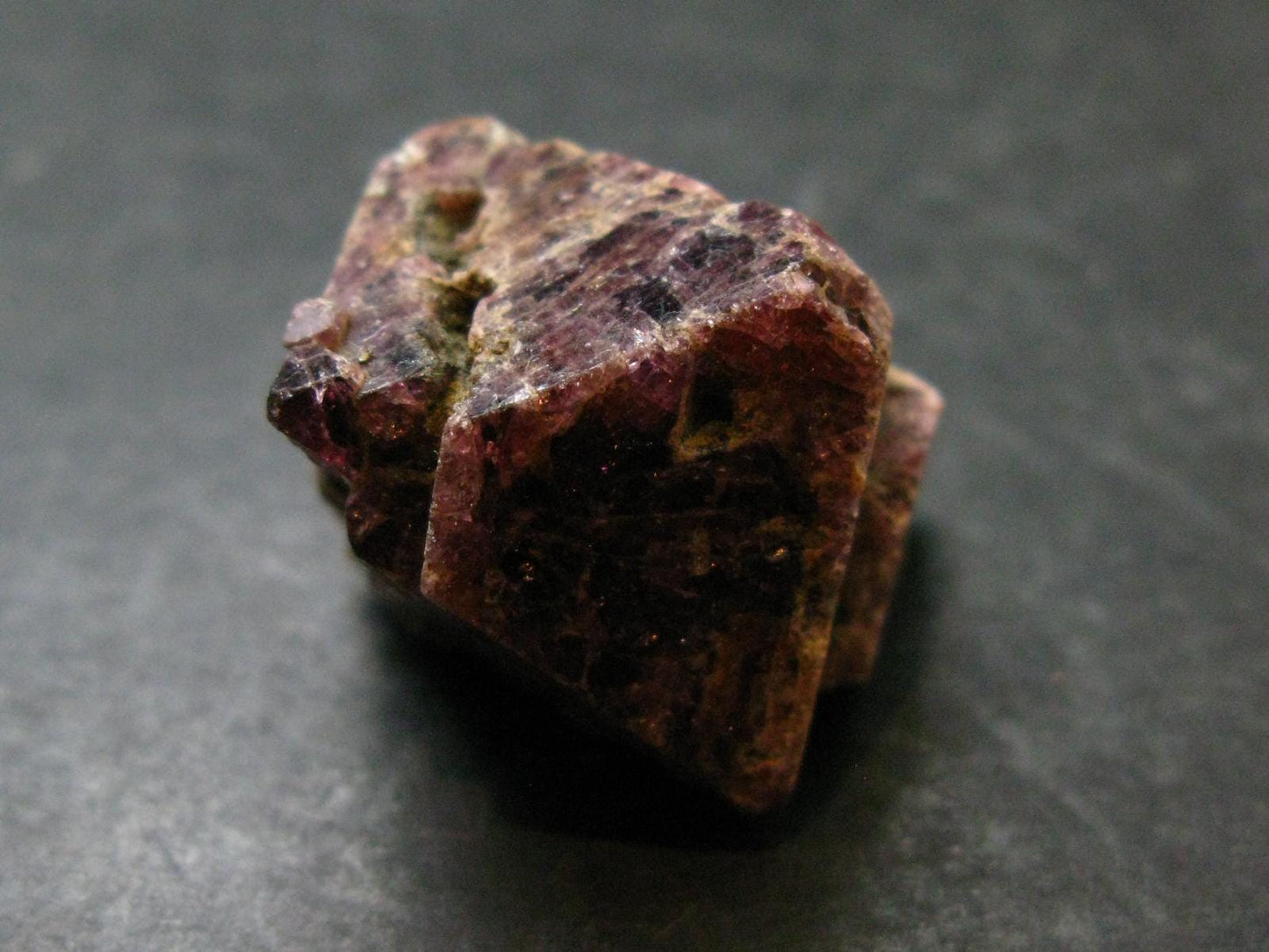 Spinel Crystal From Tanzania - 1.0" - 116.30 Carats
