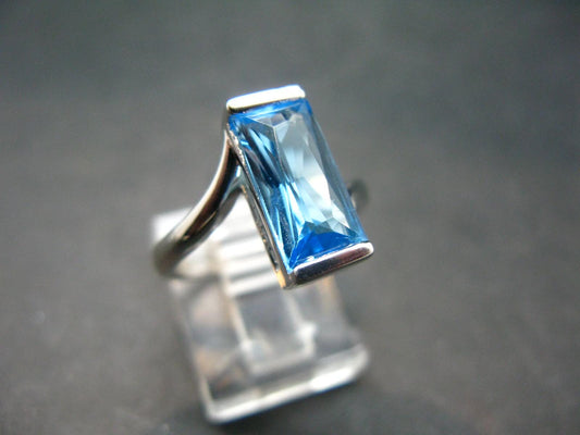Natural Faceted Round Swiss Blue Topaz Crystal Sterling Silver Ring - 3.71 Grams - Size 6