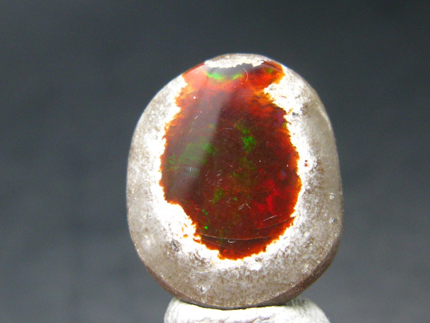 Natural Precious Opal With Play of Color from Ethiopia - 0.8" - 4.08 Grams