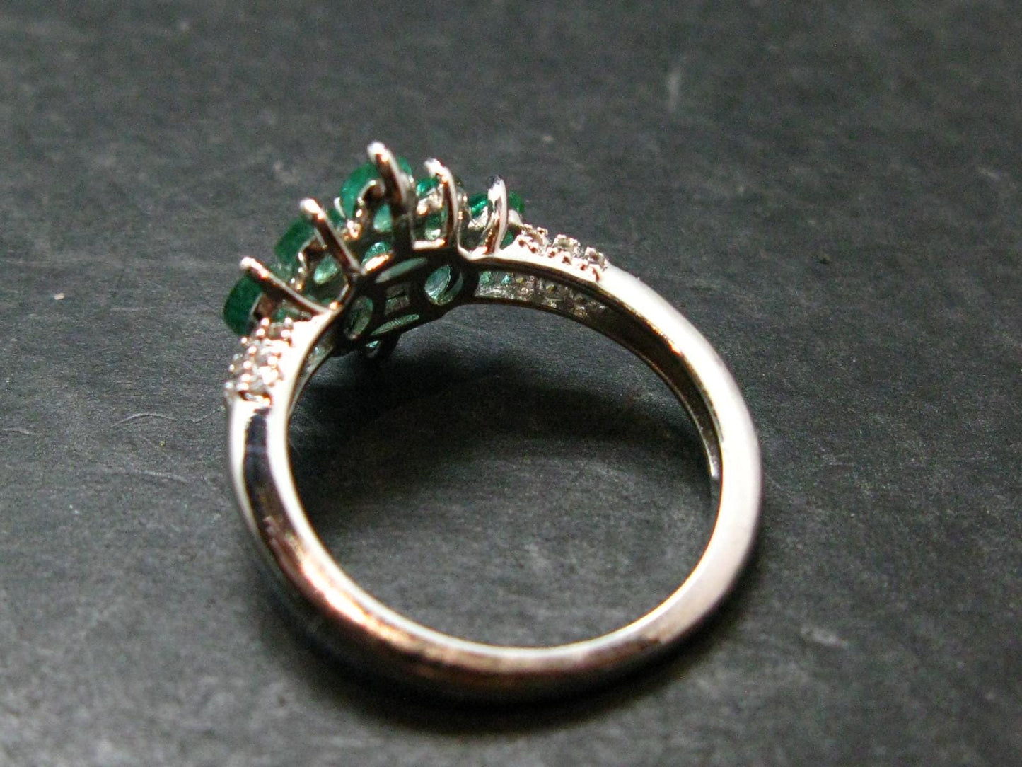 Emerald Faceted Silver Ring from Colombia - 2.83 Grams Total - Size 7