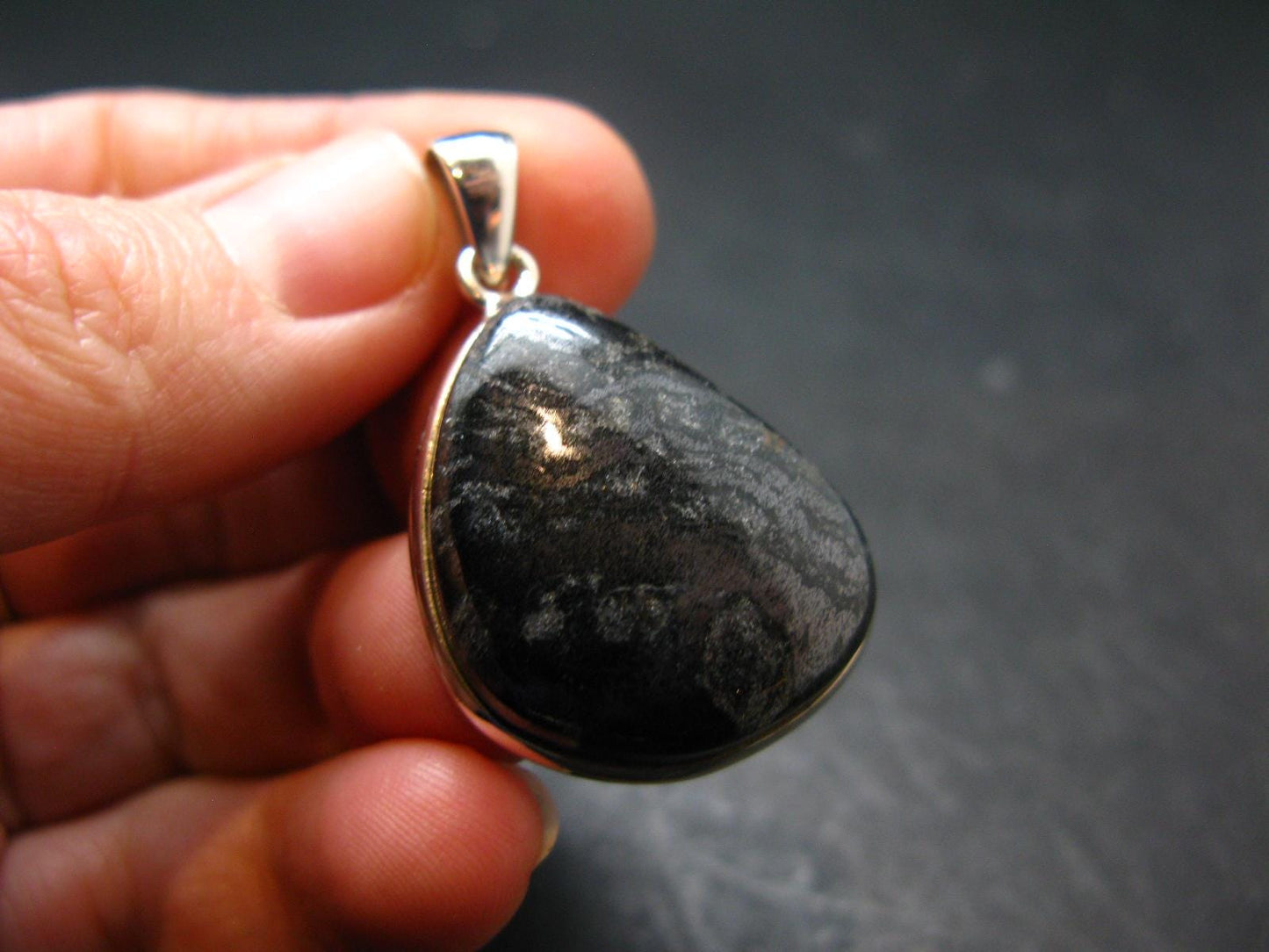 Rare ISUA Stone Silver Pendant From Greenland - 1.4" - 9.80 Grams