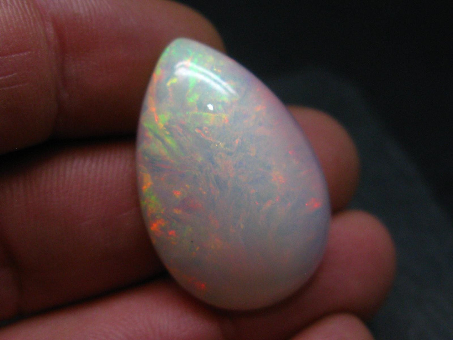 Precious Opal Cabochon From Welo Ethiopia - 30.21 Carats