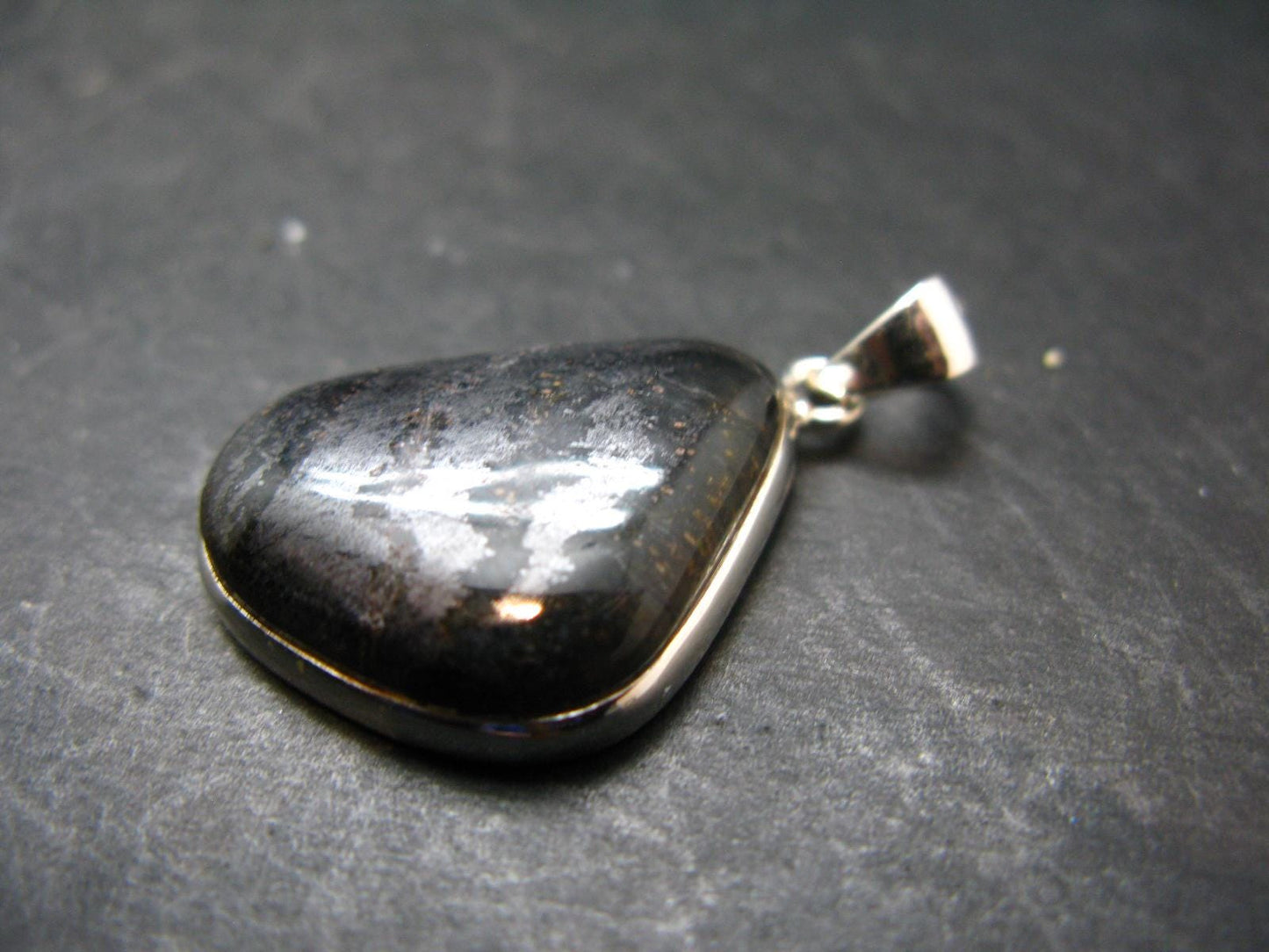 Rare ISUA Stone Silver Pendant From Greenland - 1.5" - 7.91 Grams