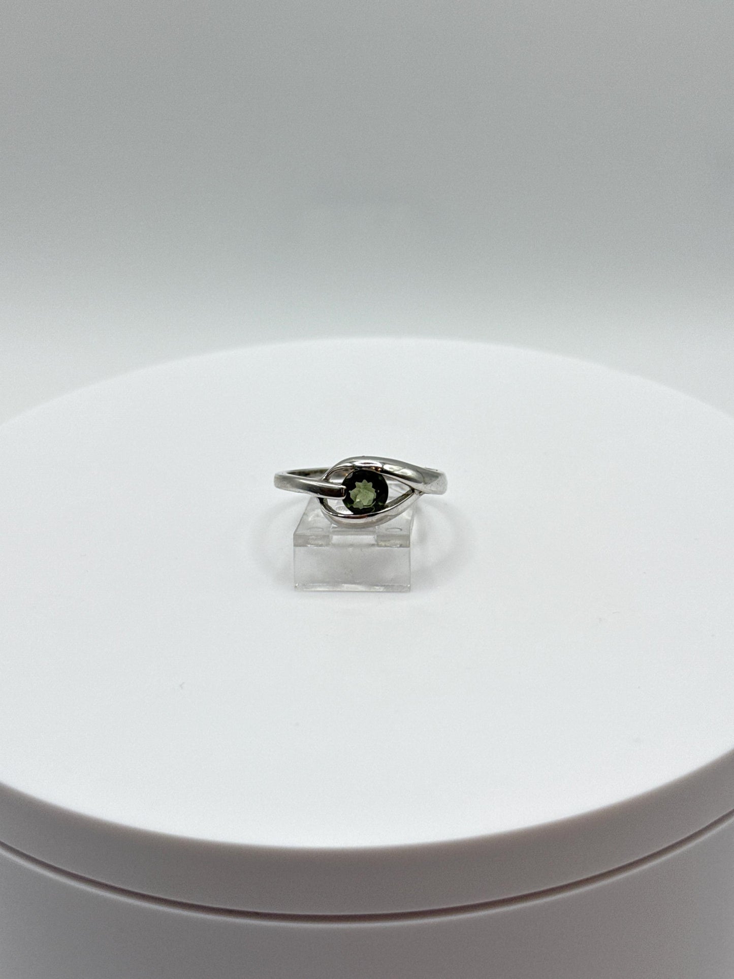 Sterling Silver Moldavite Ring – Round Cut Gemstone with Silver Surround - Size 8