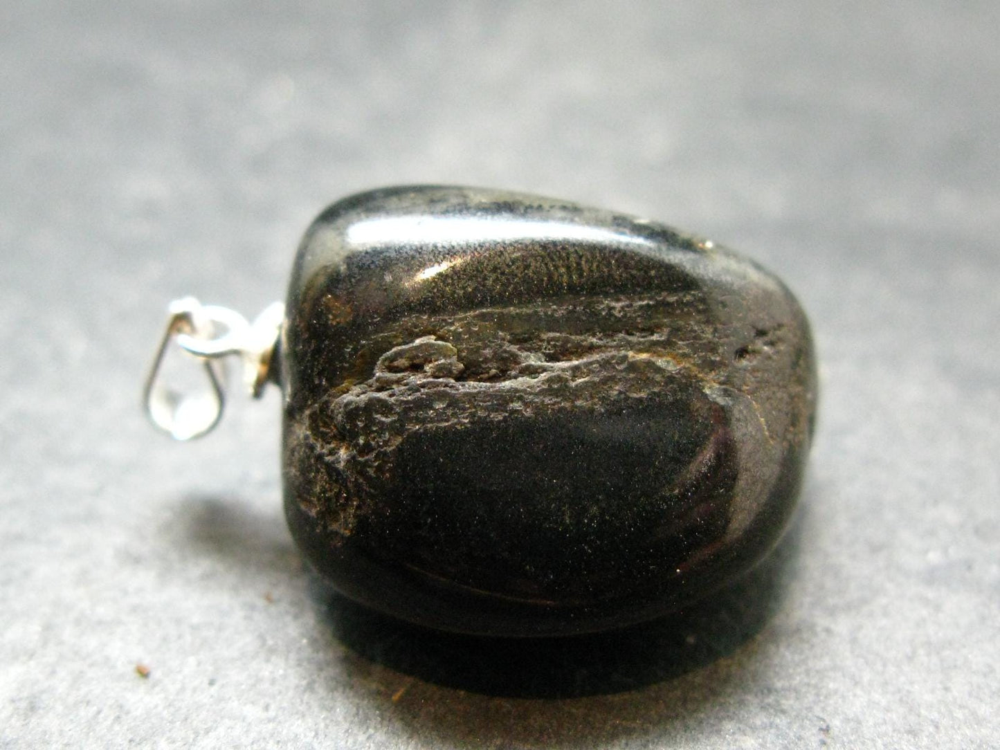 Rare ISUA Stone Silver Pendant From Greenland - 1.1" - 10.59 Grams