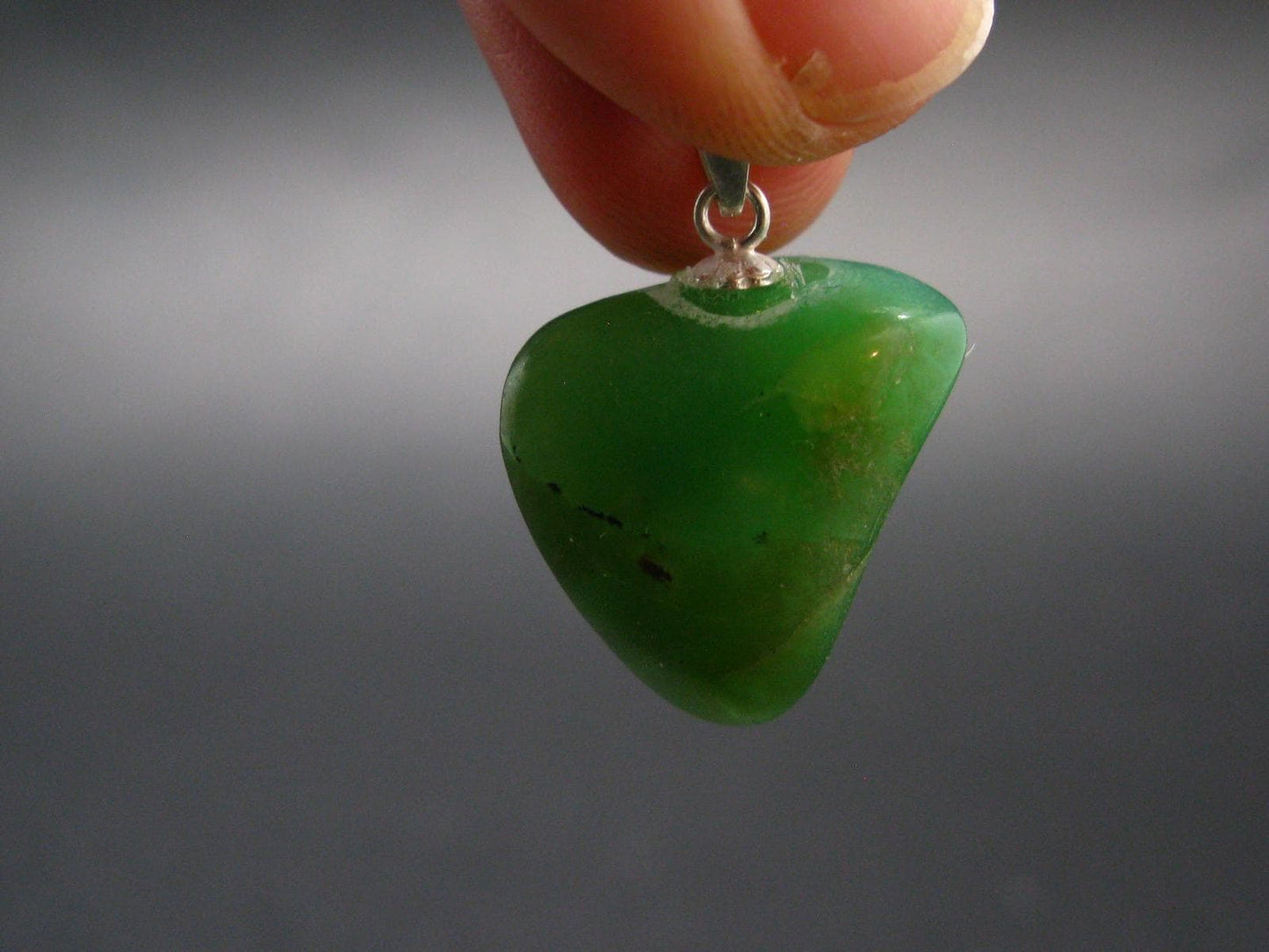 Chrysoprase Silver Pendant From Australia - 0.9" - 4.03 Grams