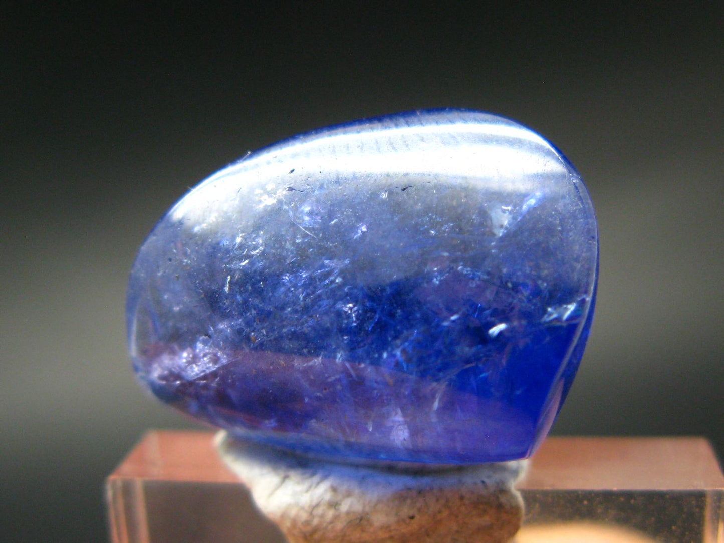 Fine Gem Tanzanite Zoisite Polished Stone From Tanzania - 24.07 Carats - 0.8"