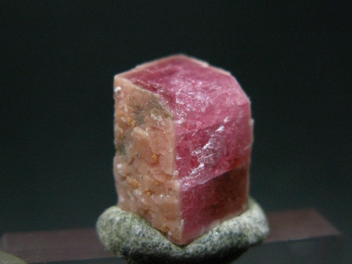 Rare Rhodochrosite crystal from Canada - 0.6" - 6.70 Carats