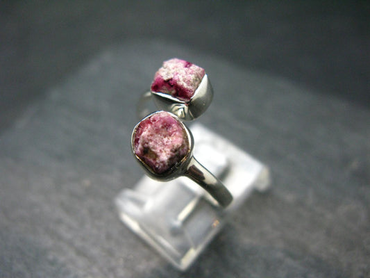 Beautiful Bixbite Red Emerald Beryl Silver Ring From Utah USA - Adjustable Size - 2.45 Grams