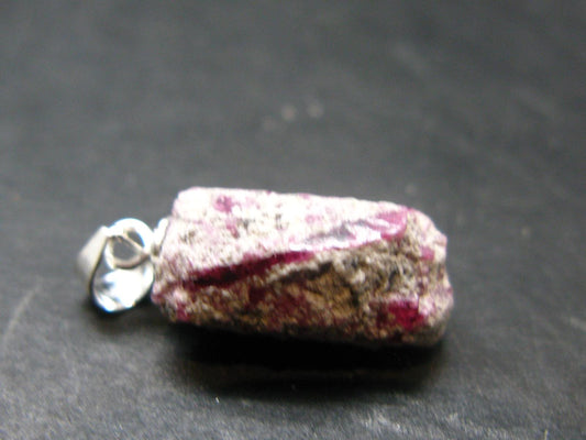 Bixbite Red Emerald Beryl Silver Pendant From Utah USA - 8.0 Carats - 0.8"