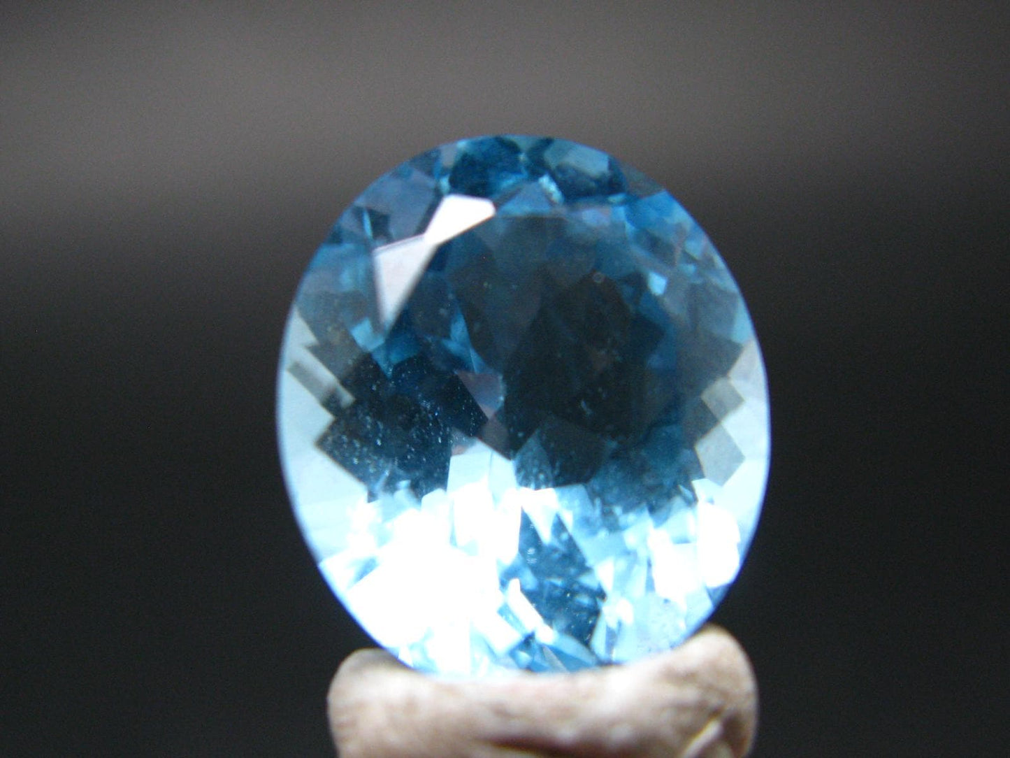 Gem Blue Topaz Cut Stone From Brazil - 9.06 Carats