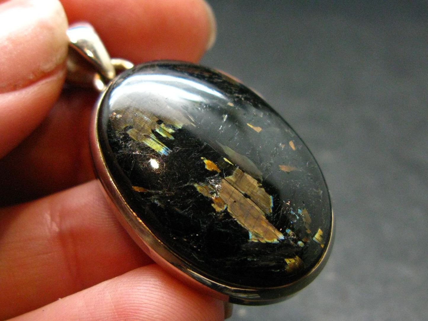 Very Rare Sterling Silver Nuumite Nuummite Pendant From Greenland - 1.6" - 10.84 Grams