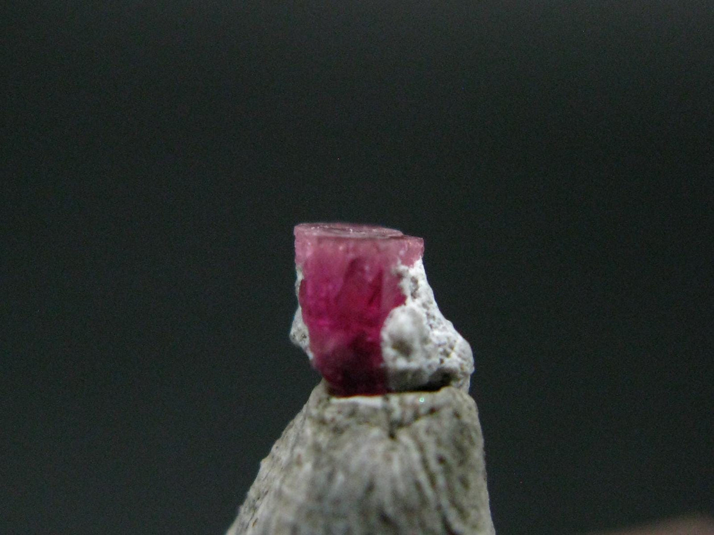 Nice Rare Gem Bixbite Red Emerald Beryl Crystal From Utah USA - 0.33 Carats