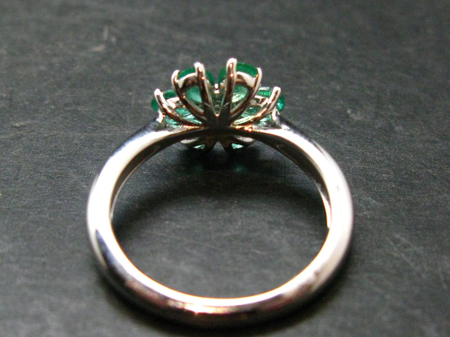 Emerald Faceted Silver Ring from Colombia - 2.70 Grams Total - Size 7