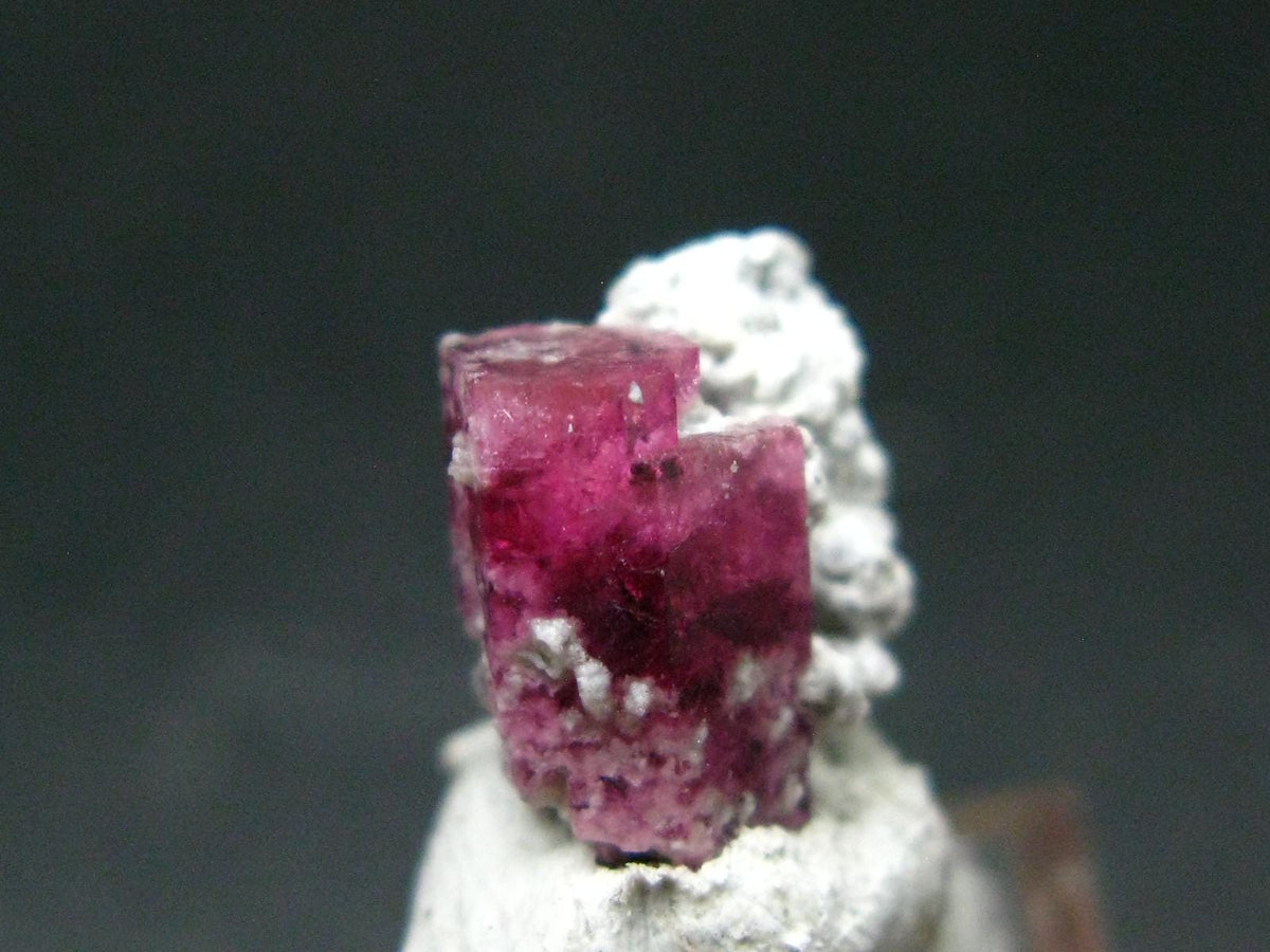 Rare Gem Bixbite Red Emerald Beryl Cluster From Utah USA - 1.3" - 0.88 Grams