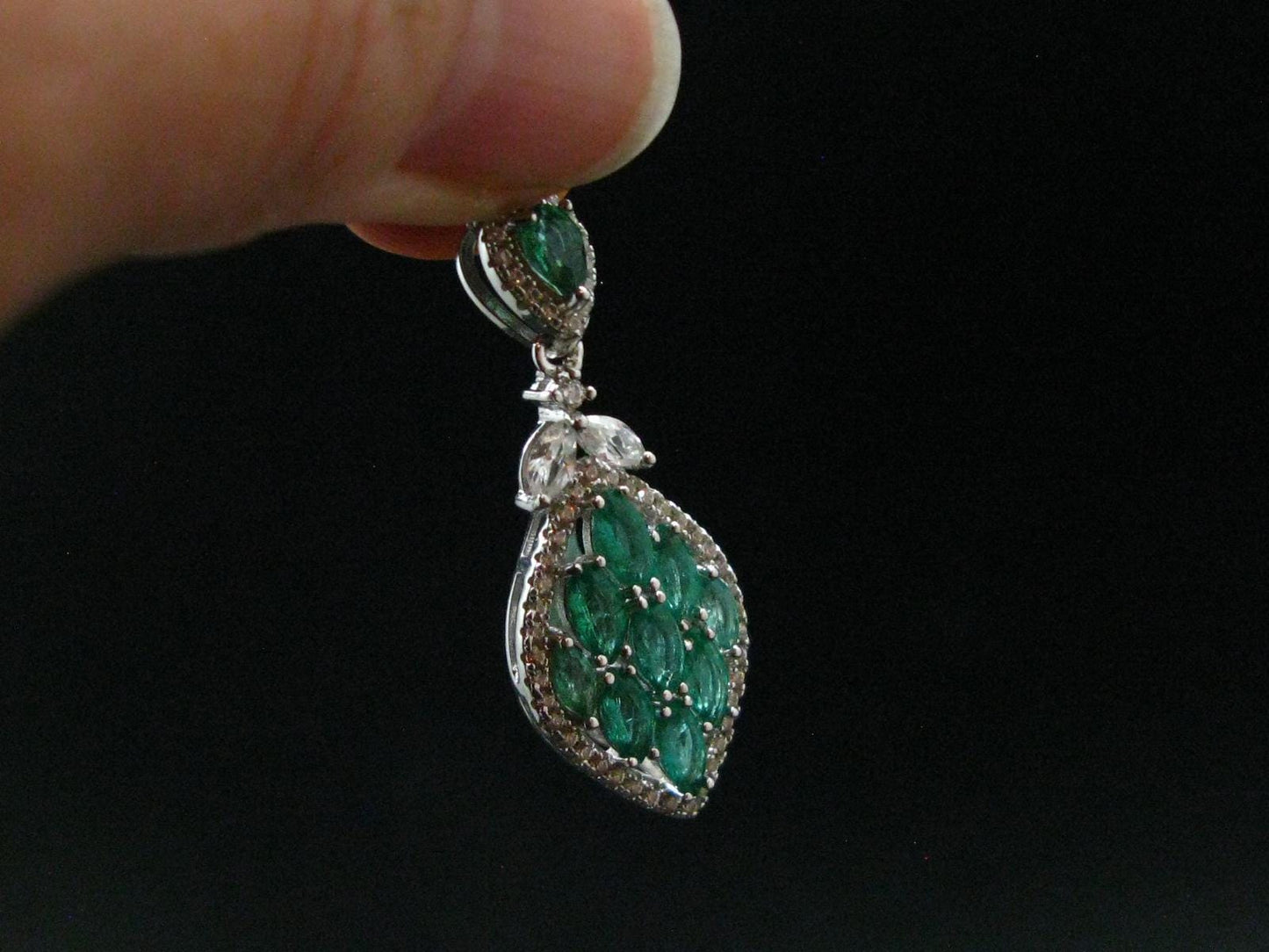 Emerald Silver Pendant W/Chain From Colombia - 3.85 Grams Total