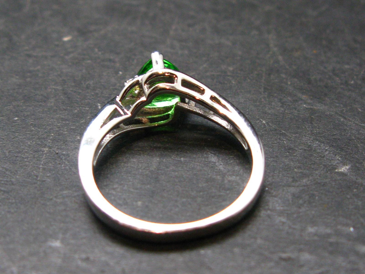 Helenite Gaia Stone Gem Sterling Silver Ring From Washington - Size 7 - 1.5 Carats