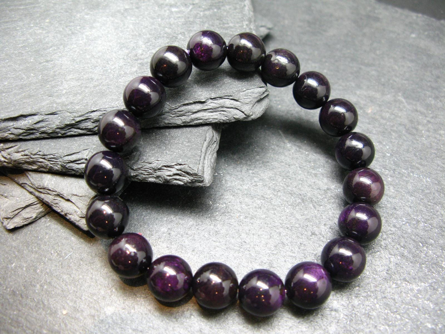 Purpurite Genuine Bracelet ~ 7 Inches ~ 10.5mm Round Beads